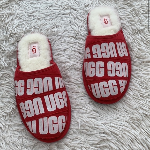 NWT UGG graphic band scaff slipper main image 9